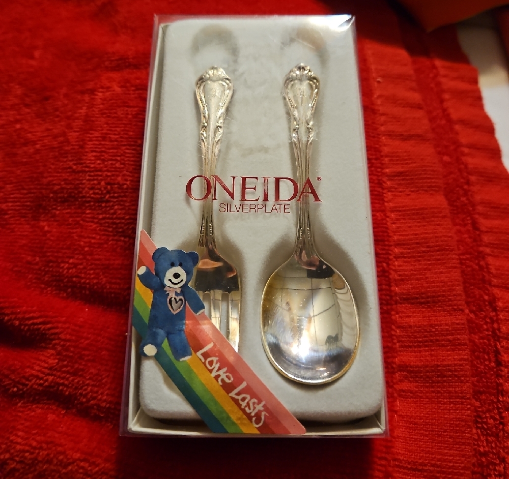 Oneida Silverplate Spoons with Ornate Design